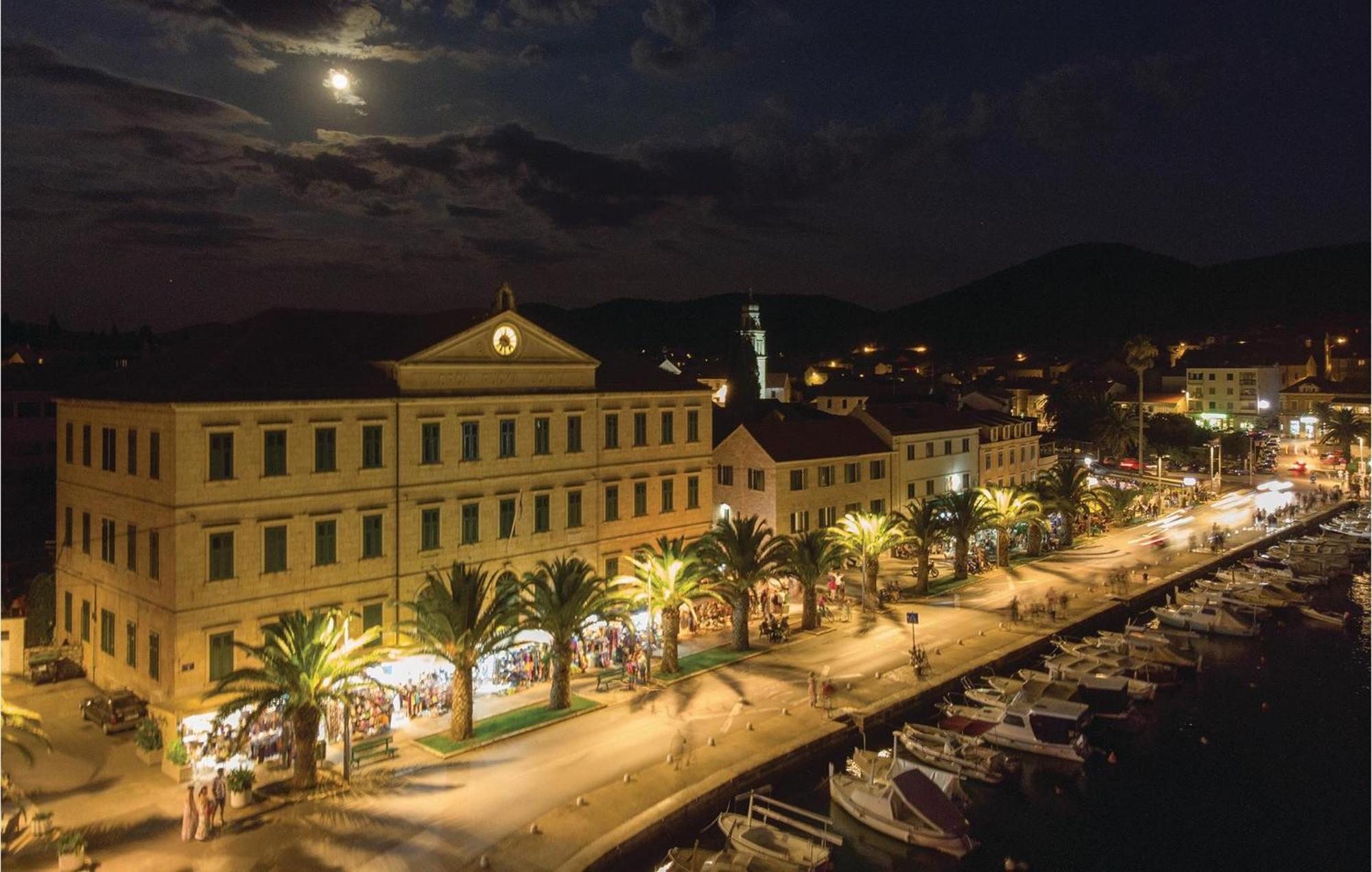 Beautiful Apartment In Vela Luka With Wifi エクステリア 写真